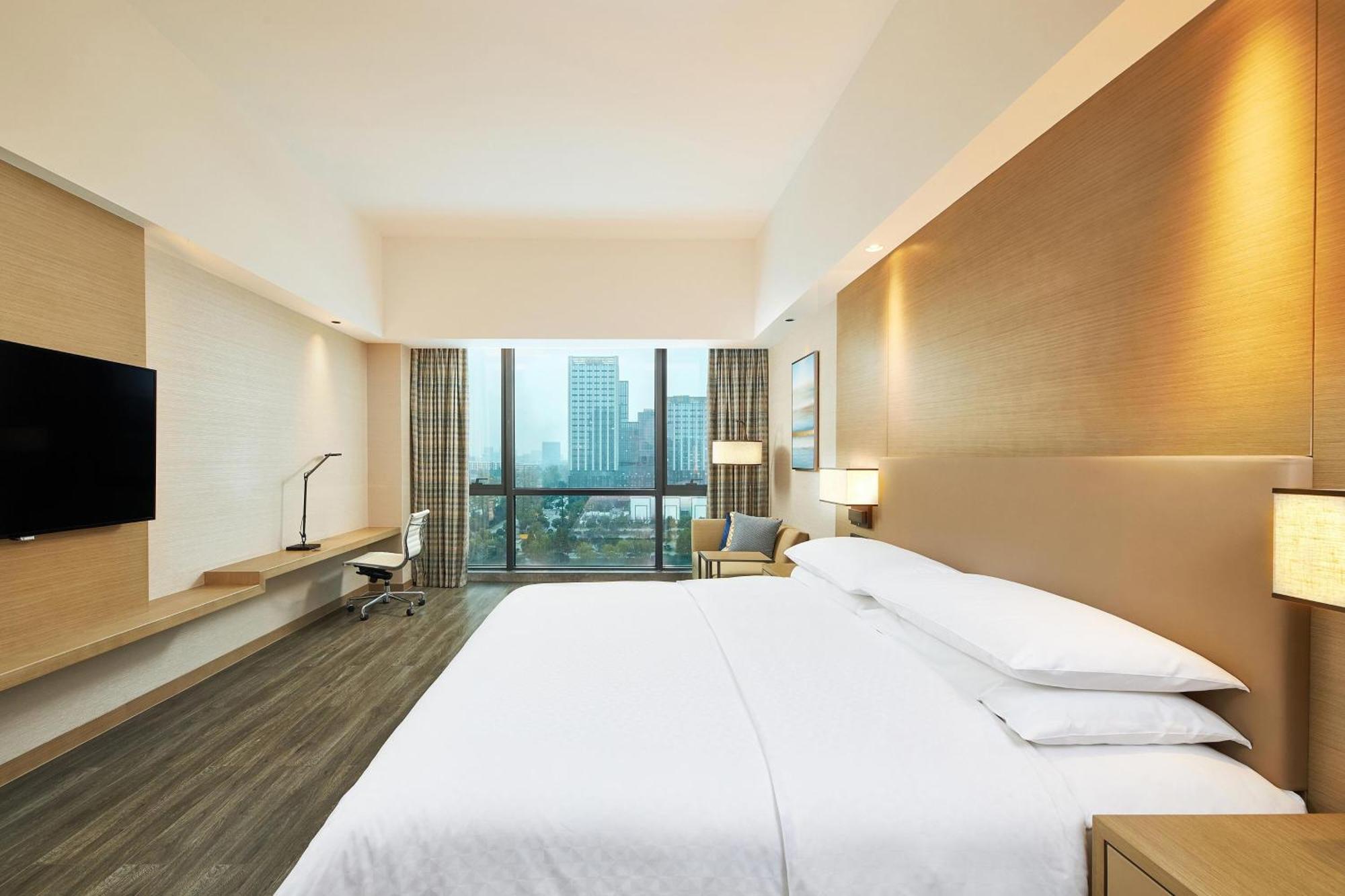Four Points By Sheraton Gia Hưng Ngoại thất bức ảnh